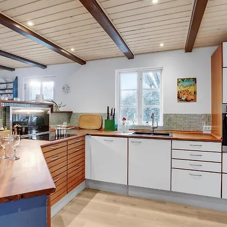 3 Bedroom Nice In Holiday home Maribo
